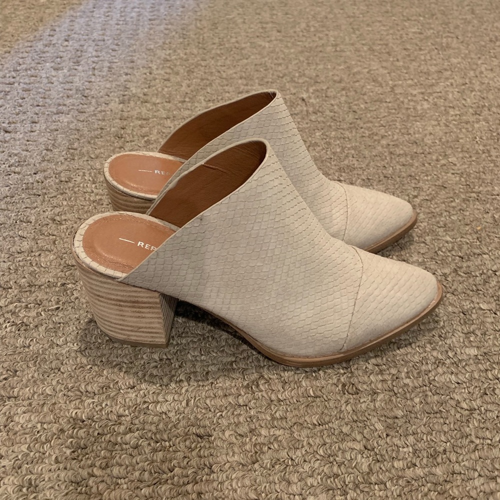 Report Tosh Snake Embossed Mule - 7.5